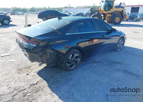 2024 Hyundai Elantra Sel from USA, damaged, VIN KMHLS4DG6RU796860